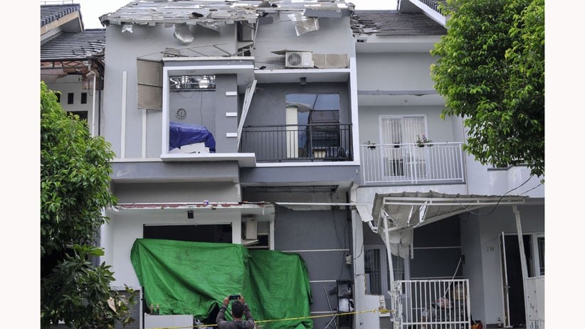 Tabung Gas Elpiji 12 Kg Meledak Rusak 3 Rumah di Bekasi - Bagian 1