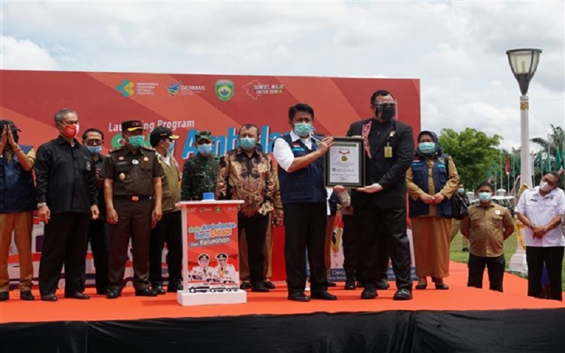 Hadirkan Ambulans di 3.500 Desa dan Kelurahan, Gubernur Herman Deru Raih Rekor MURI