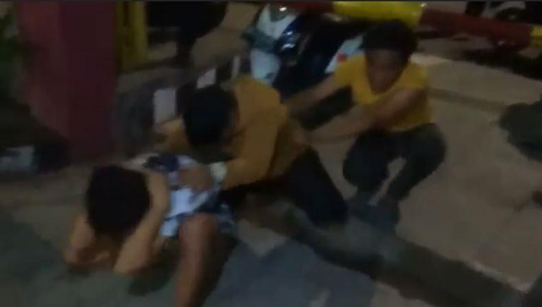 Tawuran Antarpemuda di Makassar Dibubarkan Polisi, 3 Pelaku dan Anak Panah Diamankan