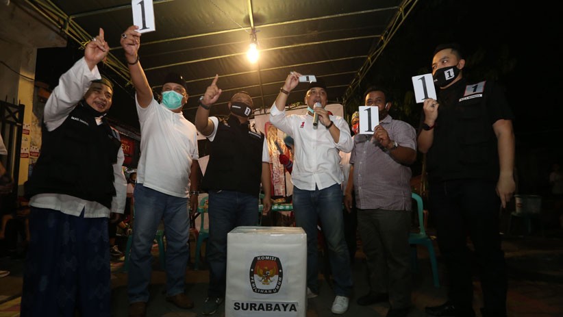 Jelang Pilkada Surabaya, Bala Bhineka Gerilya ke Kampung Dukung Eri Cahyadi - Bagian 2