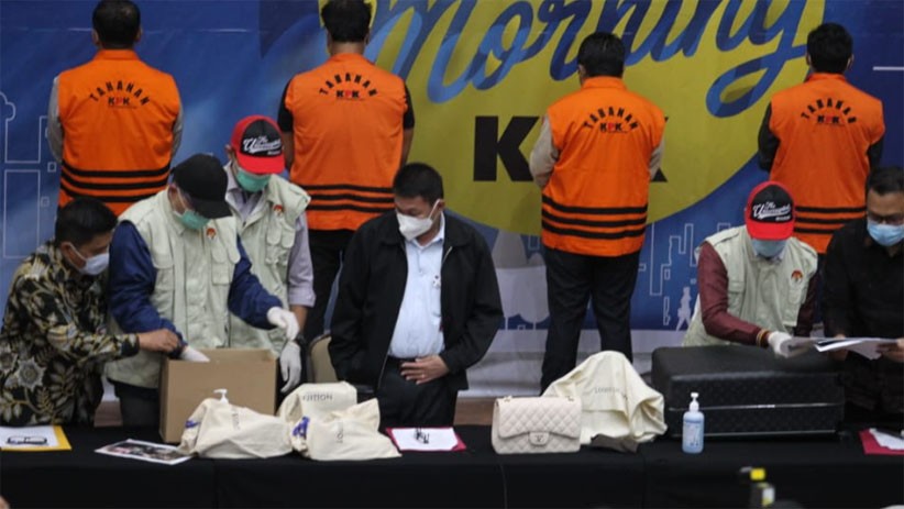 KPK Pamer Barang Bukti Hasil Tangkap Edhy Prabowo, Ada Sepeda hingga Tas Hermes - Bagian 3