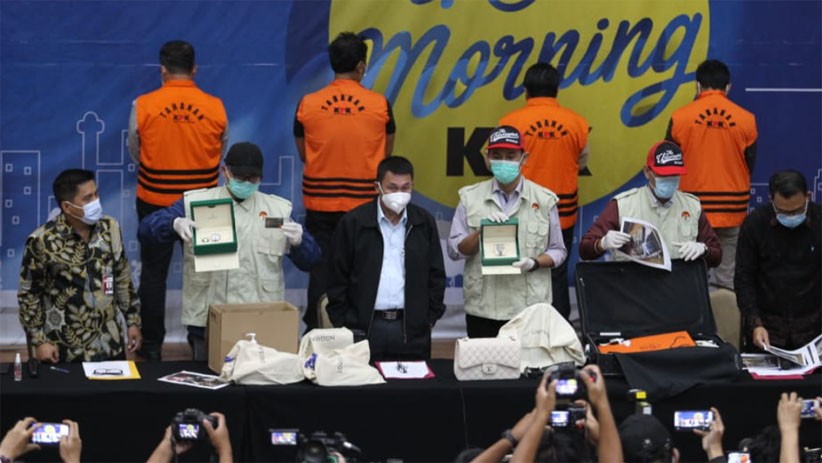KPK Pamer Barang Bukti Hasil Tangkap Edhy Prabowo, Ada Sepeda hingga Tas Hermes - Bagian 2