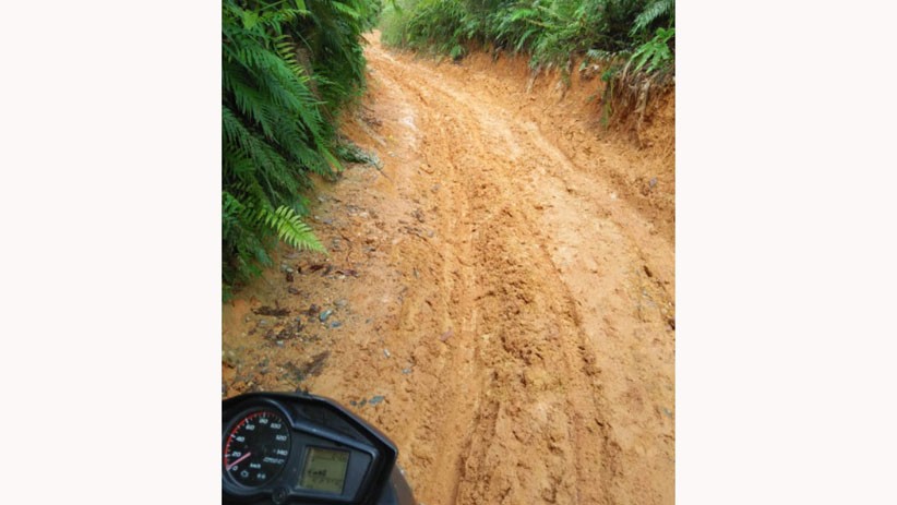 Penampakan Jalan Desa Simartokis Sumut Rusak Parah, Puluhan Tahun Tak Ada Perbaikan - Bagian 2