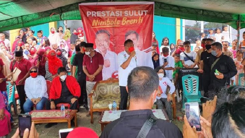 Temui Warga Bolmong, Olly-Steven Sumbang Rp25 Juta untuk Pembangunan Masjid