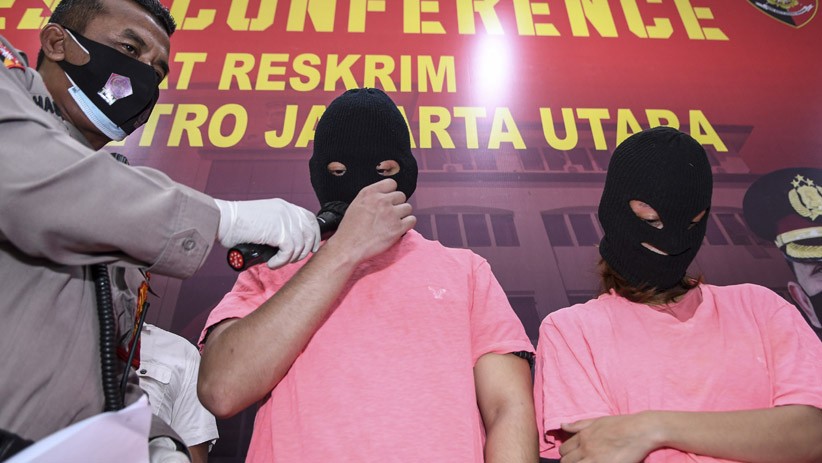 Ini Dua Muncikari Artis yang Terlibat Prostitusi Online - Bagian 1