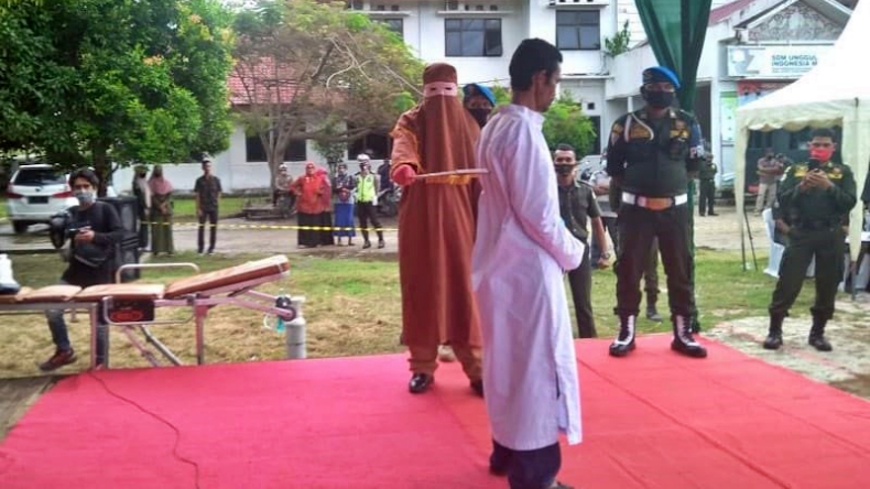 Pertama Kali di Aceh Timur, Pelaku Pemerkosaan Anak Dicambuk 150 Kali