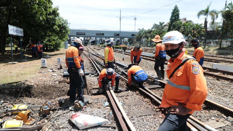 Musim Hujan Tiba, Daop 2 Bandung Waspada di 44 Titik Jalur KA Rawan Bencana