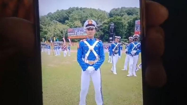 Kisah Anak Pebetor di Tanjungbalai Lulus Taruna Akademi AL, Orang Tua Menangis Bangga