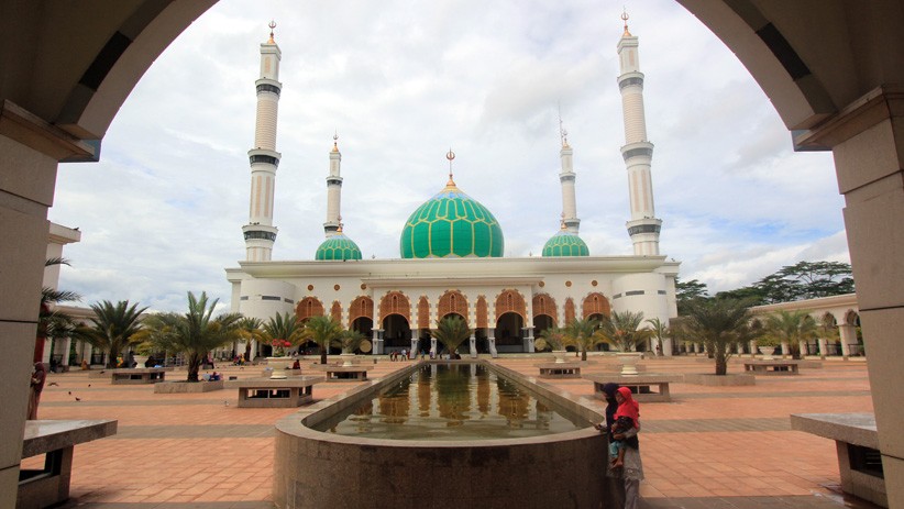 Islamic Center Rokan Hulu Jadi Destinasi Wisata Religi di Riau - Bagian 1
