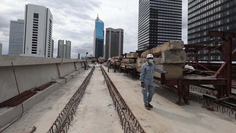 Menhub Cek Progres Pembangunan LRT Jabodebek di Dukuh Atas - Bagian 3