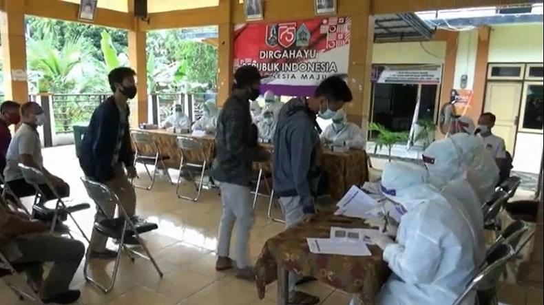 Cegah Penyebaran Covid-19, Ribuan Petugas Pilkada di Tuban Tes Rapid