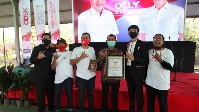 Olly-Steven Raih Rekor MURI Testimoni Dukungan Politik secara Nonstop Terlama