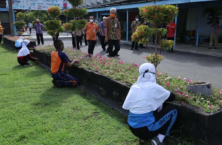 27 Siswa SMKN Jateng Positif  Covid-19,  Dewan : Tunda Uji Coba Pembelajaran Tatap Muka !
