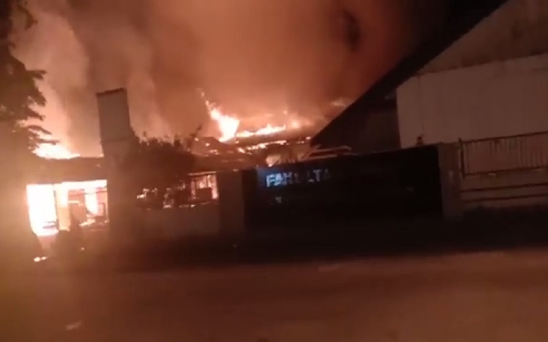 Kampus Teknik Sipil Universitas Andi Djemma Kebakaran, 21 Ruangan Ludes