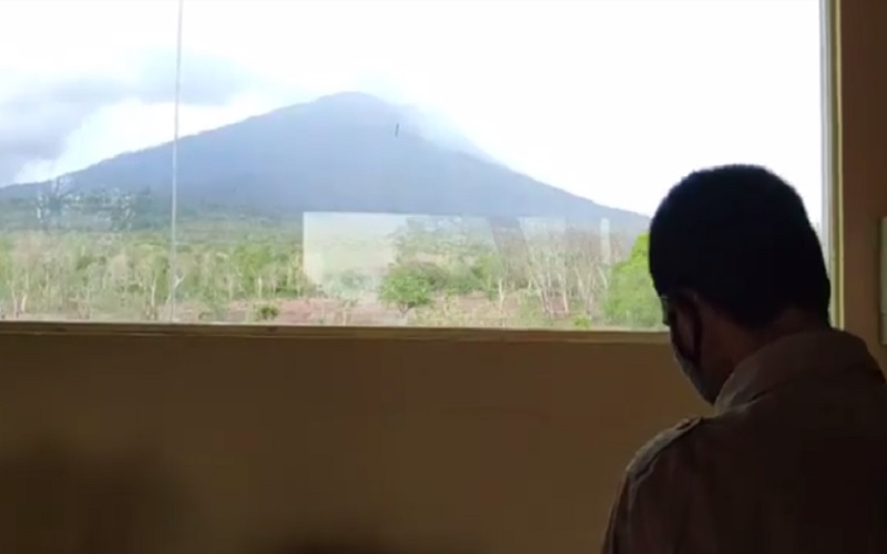 Update Gunung Ile Ape, Petugas: Sudah 40-an Gempa Vulkanik