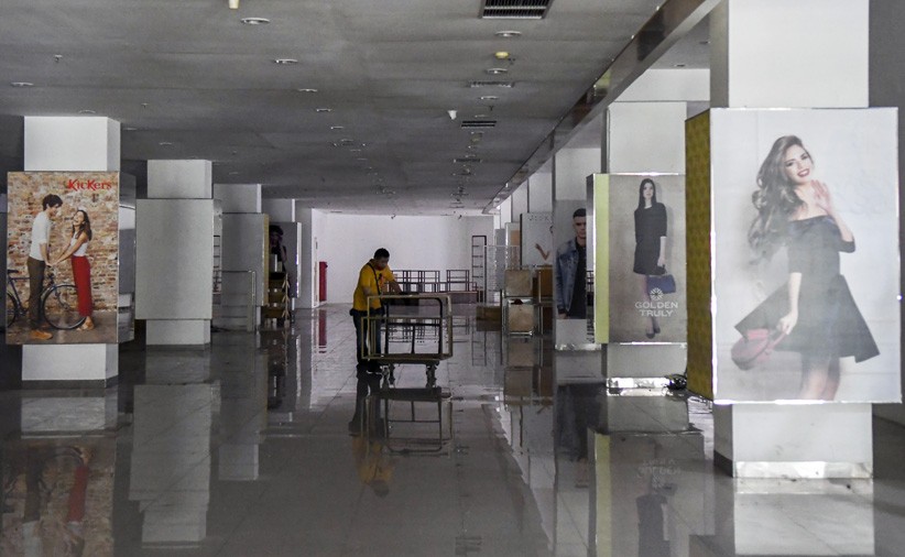 Penampakan Golden Truly Gunung Sahari Tutup - Bagian 2