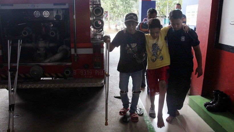 Posko Damkar Jagakarsa Berikan Layanan Pijat Patah Tulang Khas Cimande - Bagian 6