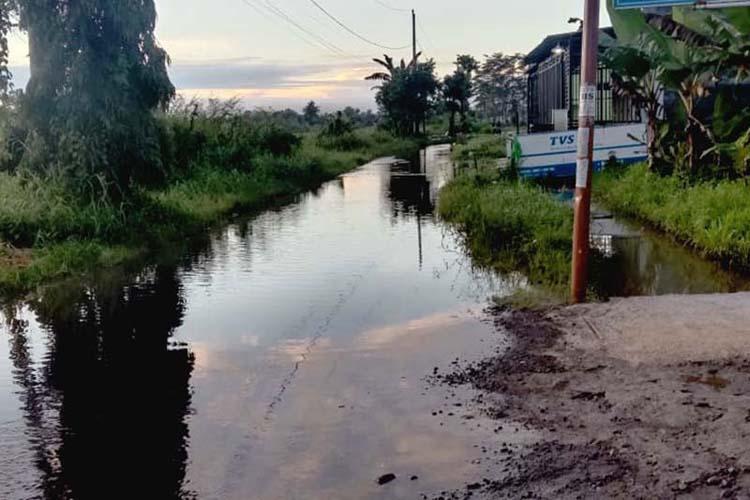 Tanggul Sungai Cilopadang dan Cilumuh Jebol, Ratusan Rumah di Cilacap Terendam Banjir