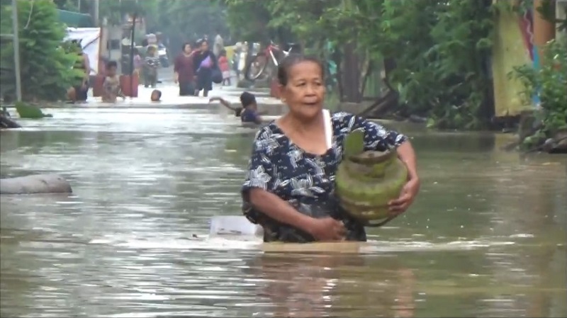 Ratusan Rumah di Jombang Terendam Banjir, Aktivitas Warga Lumpuh