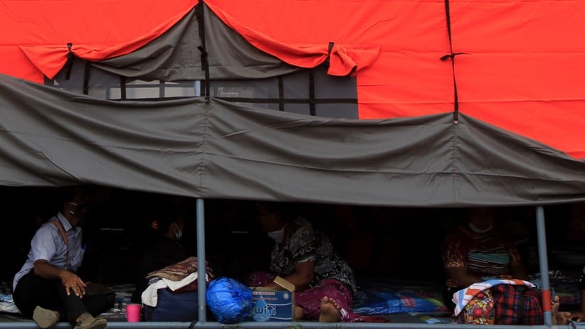 Pengungsi Gunung Ili Lewotolok Membutuhkan Masker - Bagian 1
