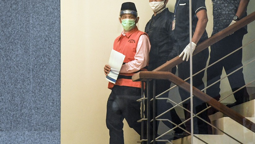 Mantan Anggota BPK Rizal Djalil Ditahan KPK - Bagian 2