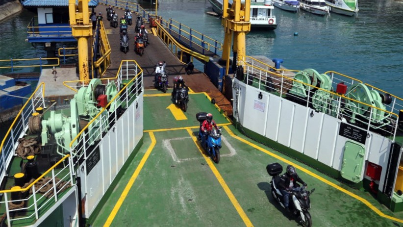 Suasana Sepi Pelabuhan Padang Bai Bali, Penumpang Turun 50 Persen - Bagian 3