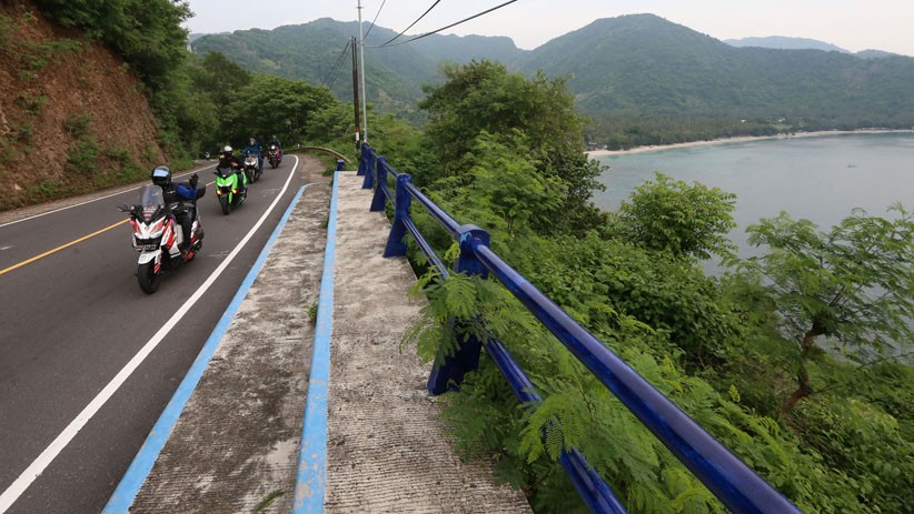 Rombongan Mister Aladin Road Trip Protocol CHSE Menyusuri Pantai Malaka Lombok - Bagian 2