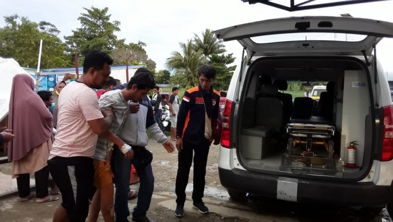 Kapal Rombongan KPU Terbakar di Perairan Raja Ampat, 4 Korban Dievakuasi