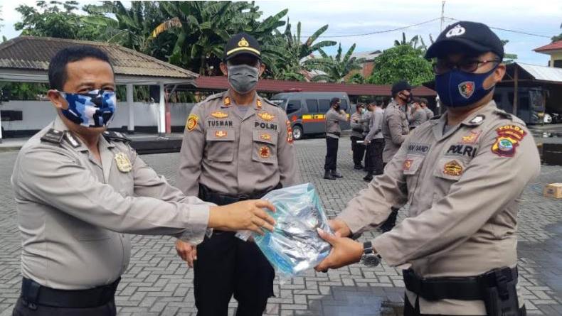 Personel Polda Sulut Dibekali APD dan Vitamin Jelang Pengamanan Pilkada 2020