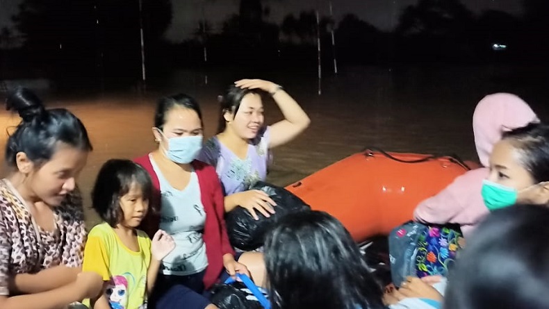 Banjir di Cilegon Rendam 5 Kecamatan, Jalur Arah Anyer Ditutup
