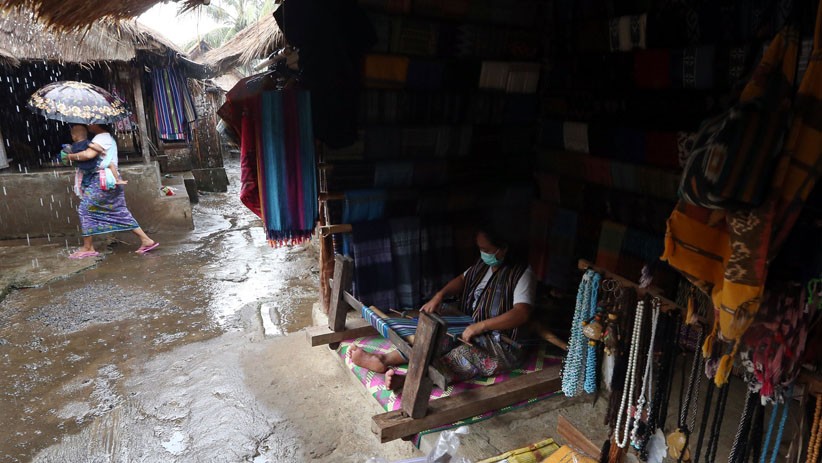 Melihat Kehidupan Suku Sasak di Desa Sade Lombok - Bagian 1