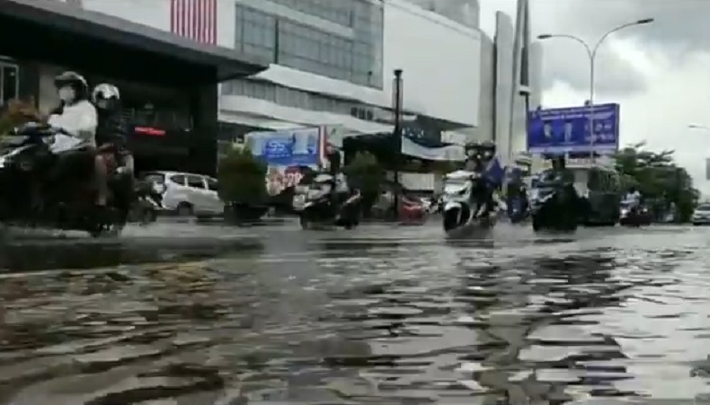 Potensi Banjir Rob di Kalbar hingga 15 Desember, Puncak Air Pasang Pukul 8-12 Siang