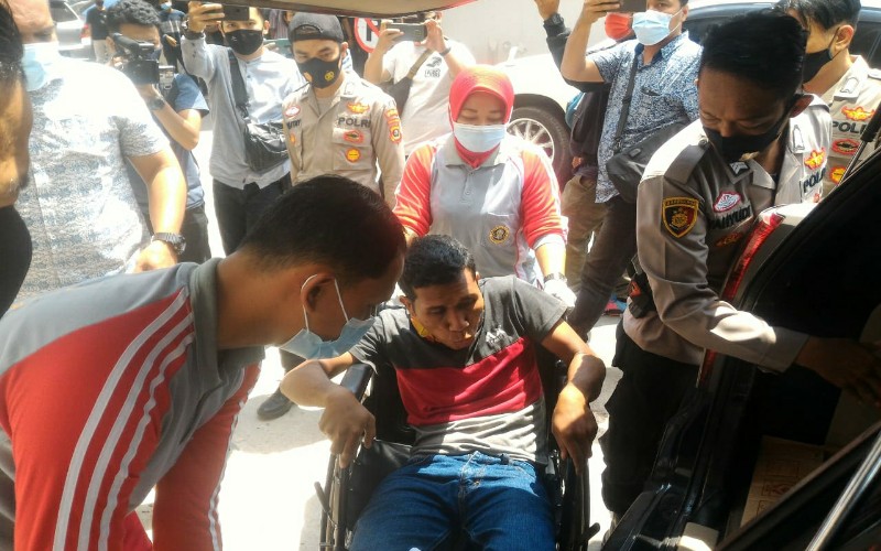 Loncat dari Jembatan Ampera, DPO Perampokan di BKB Patah Kaki dan Tertangkap