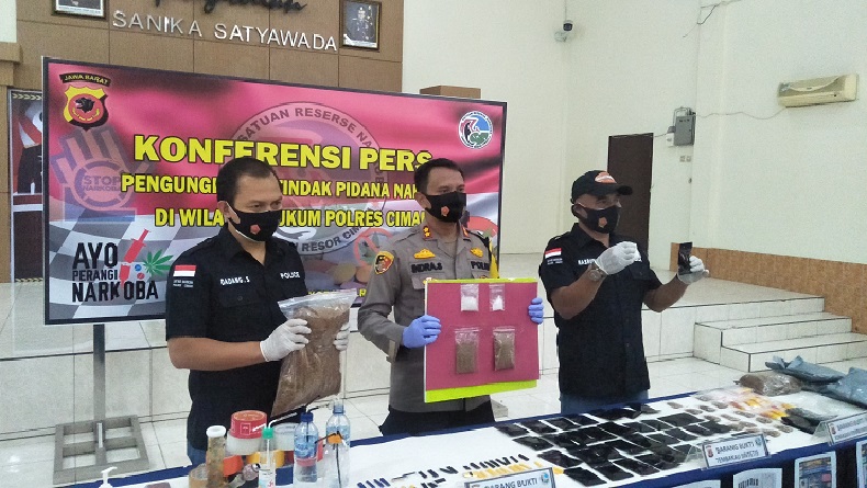 Operasi Antik Lodaya 2020, Polres Cimahi Ringkus 5 Pengedar Sabu dan Tembakau Gorilla