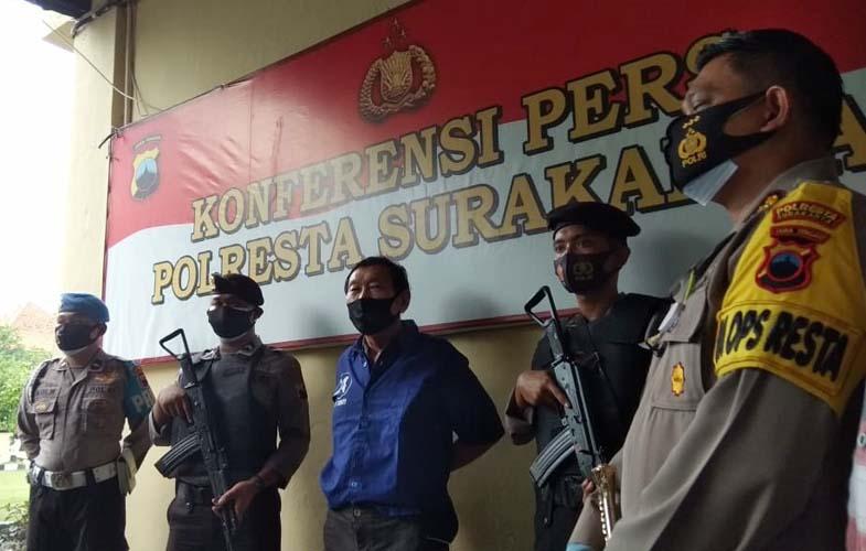 title Aksi Penembakan Mobil Bos Pabrik Tekstil di Solo Dipicu Persoalan Tanah Aksi Penembakan Mobil Bos Pabrik Tekstil di Solo Dipicu Persoalan Tanah