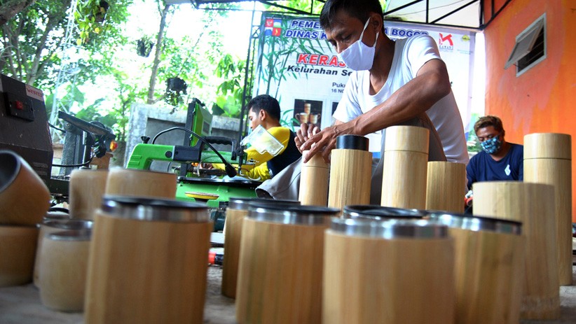 Belajar Membuat Kerajinan Tangan dari Bambu - Bagian 2