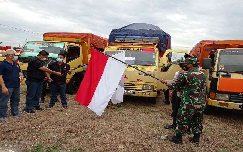 KPU OKU Timur Mulai Distribusikan Logistik Pilkada Pakai 12 Truk 