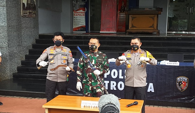 Enam Orang Diduga Pendukung Habib Rizieq Tewas Ditembak Polisi