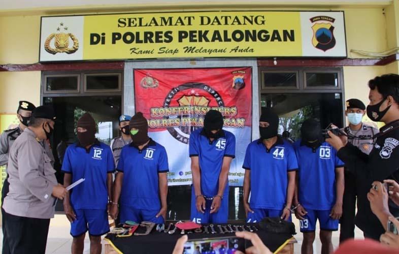 Polisi Tangkap 6 Pencuri Spesialis Mesin Diesel Traktor Di Pekalongan ...