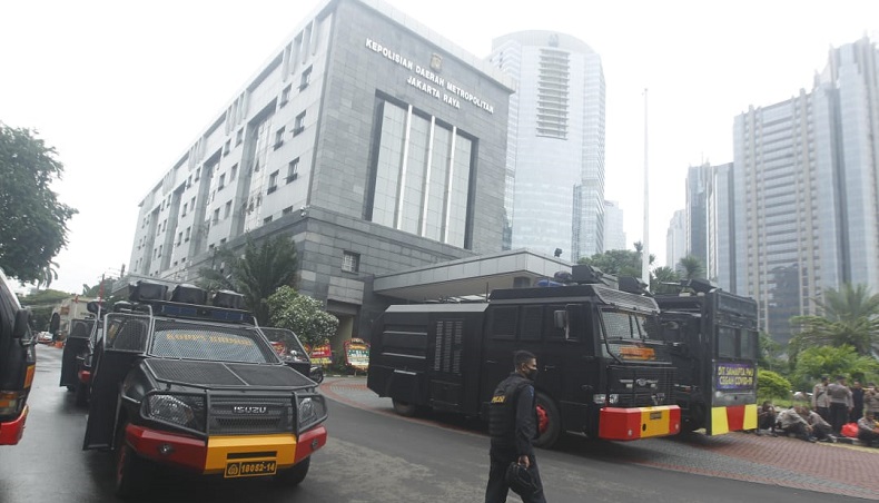 TNI-Polri Siaga Jelang Pemeriksaan Habib Rizieq