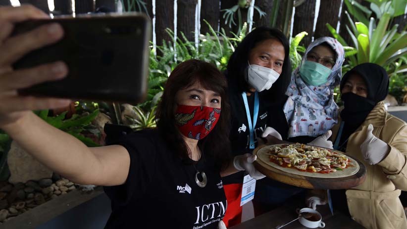 Peserta Buyers ICTM Ikuti Cooking Class dan Lomba Membuat Pizza - Bagian 3