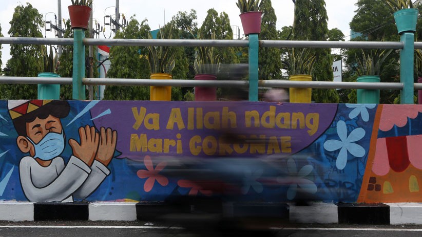 Mural Protokol Kesehatan Bertebaran di Surabaya