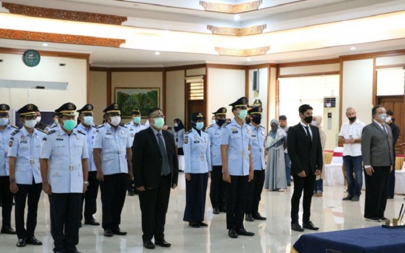 Lama Menetap di Indonesia, 3 WNA Ini Ambil Sumpah Jadi WNI