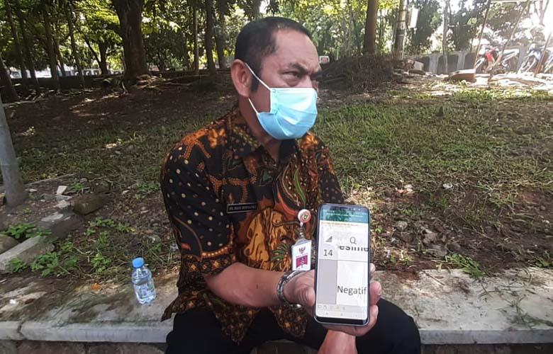 Swab Test Negatif  Covid-19, Wali Kota Solo Langsung Tancap Gas Turun Lapangan