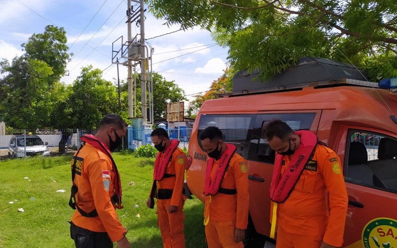Masih di Tengah Laut, Kapal Berpenumpang 25 Orang Mati Mesin di Sumbawa