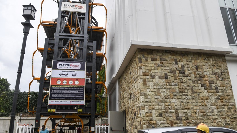 Penampakan Parkir Bertingkat Otomatis Khusus Mobil di Jakarta - Bagian 2