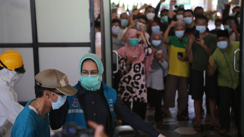 Wali Kota Airin Pantau Kondisi Pasien OTG Covid-19 saat Pilkada Tangsel - Bagian 5