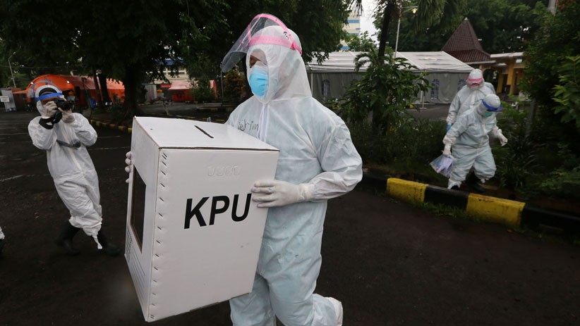 Pasien Covid-19 Nyoblos di RS Lapangan Kogabwilhan II Surabaya