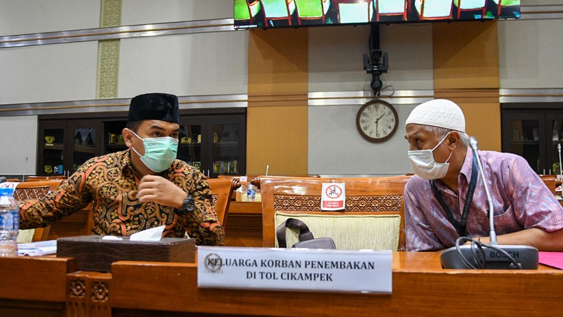 Keluarga 6 Laskar FPI yang Ditembak Mati Polisi Mengadu ke DPR - Bagian 1