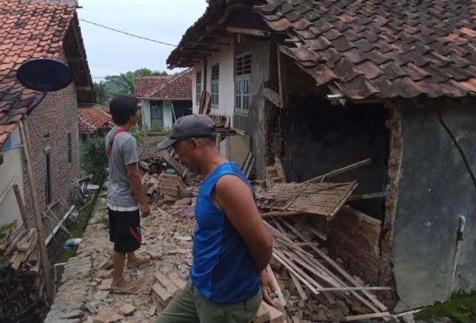 Gempa Brebes Magnitudo 4,2 Rusak 23 Rumah Di Kuningan - Bagian 2